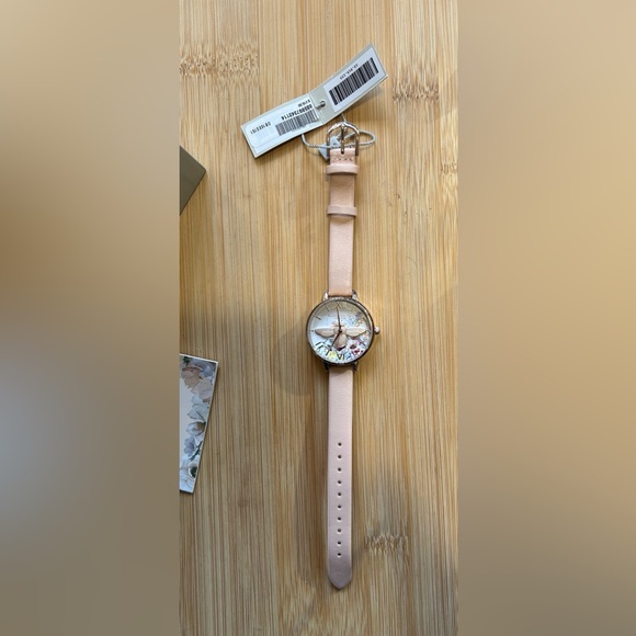 Oliviai Burton Enchanted Garden Watch With 34mm White Floral Face With 3D Bee - Picture 4 of 6